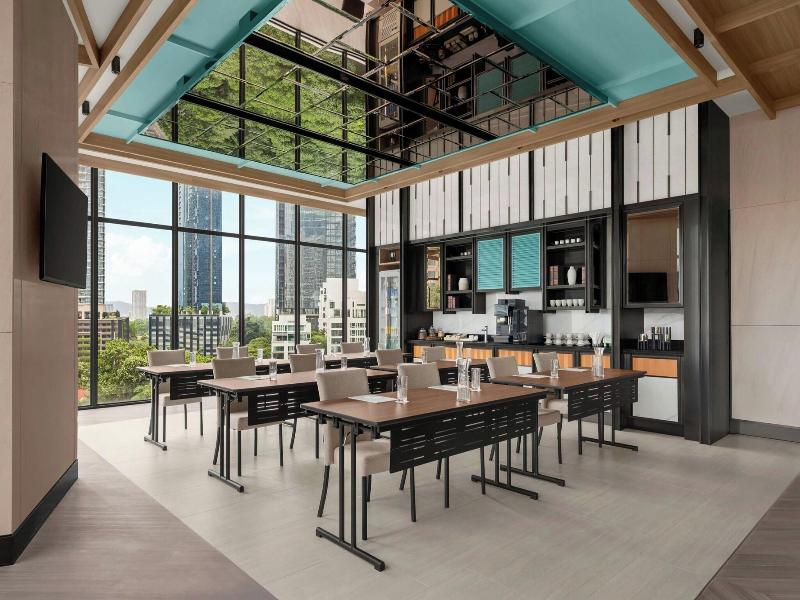 Marriott Executive Apartments Kuala Lumpur image