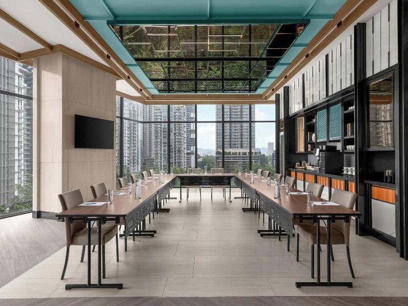 Marriott Executive Apartments Kuala Lumpur image