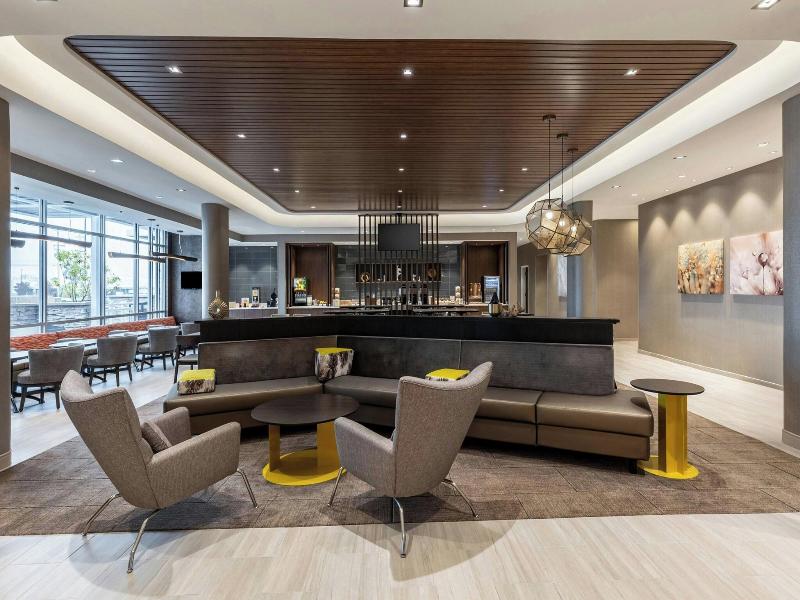 Springhill Suites By Marriott Columbus West image