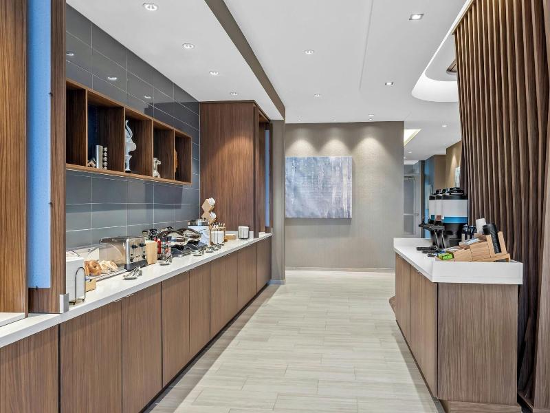 Springhill Suites By Marriott Columbus West image