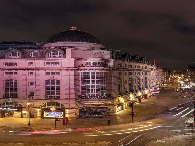 Moxy London Piccadilly Circus image