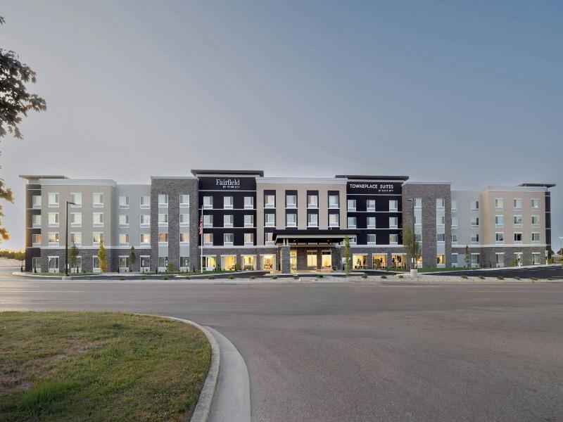 Fairfield Inn & Suites Dayton Beavercreek image