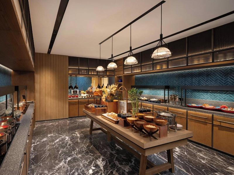 Four Points By Sheraton Tianjin Jiefang Bridge image
