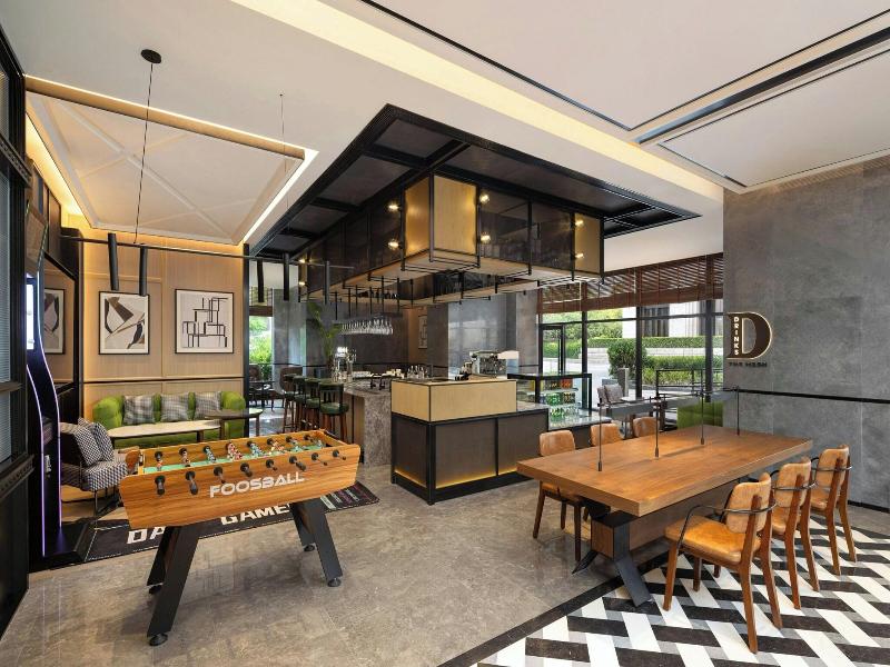 Four Points By Sheraton Beijing Sanlitun Workers image