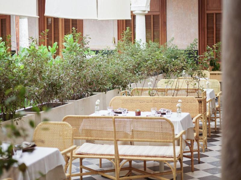 Hotel Sevilla image