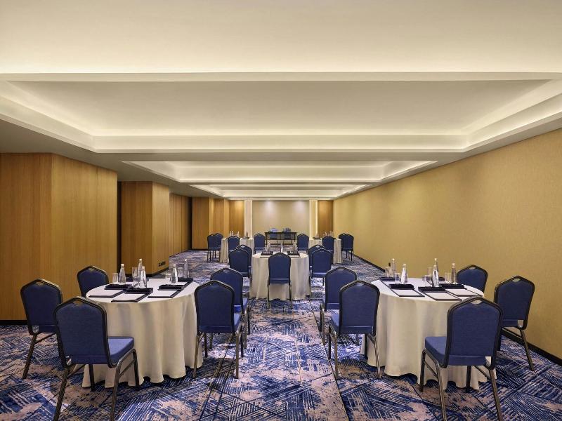 Fairfield By Marriott Mumbai Andheri West image