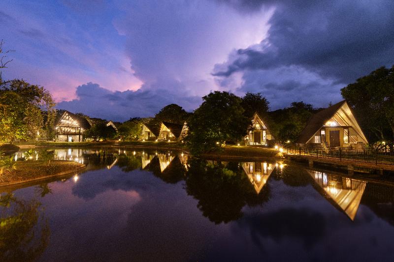 Oak Ray Liyya Water Villas  image