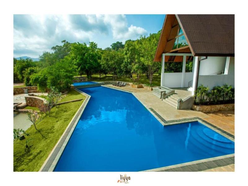 Oak Ray Liyya Water Villas  image