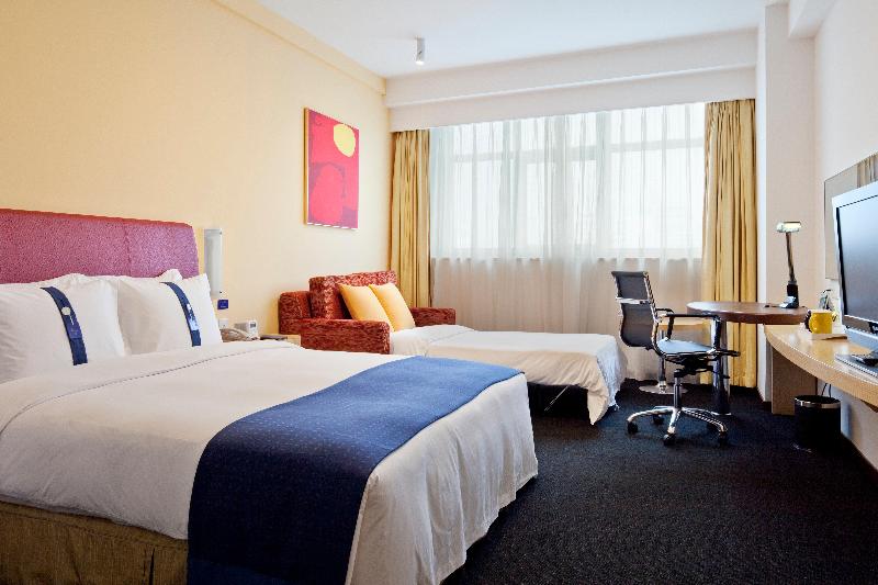 Holiday Inn Shanghai Jing'an image