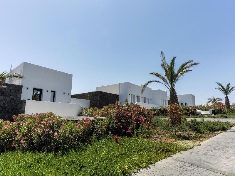 Cresanto Luxury Suites image