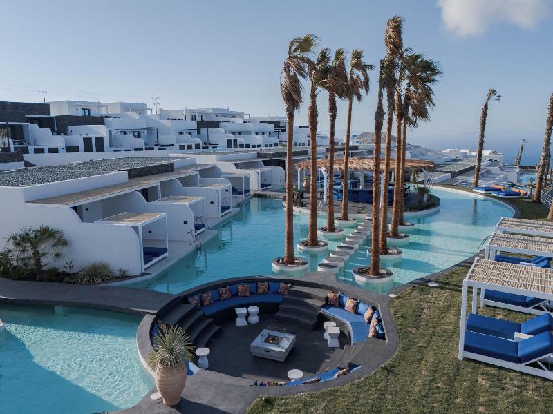 Cresanto Luxury Suites image