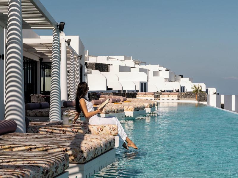 Cresanto Luxury Suites image