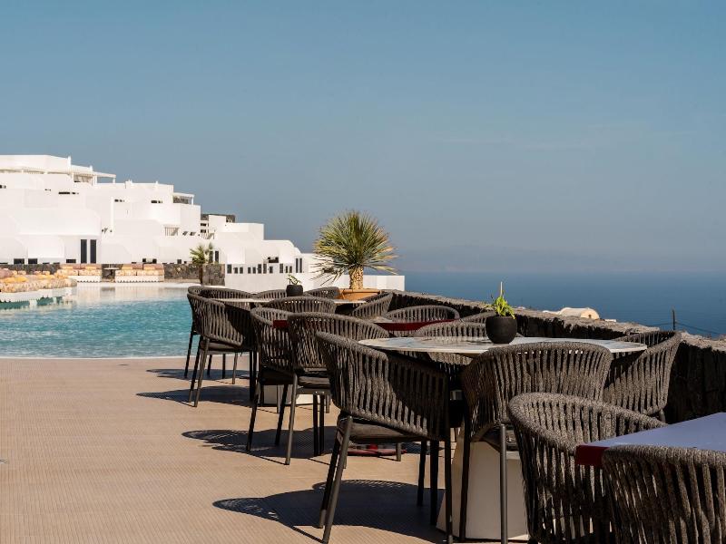 Cresanto Luxury Suites image