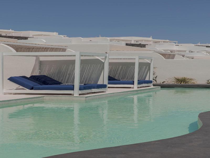 Cresanto Luxury Suites image