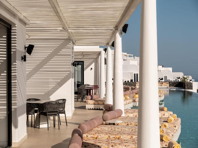 Cresanto Luxury Suites image