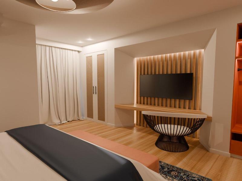 Cresanto Luxury Suites image