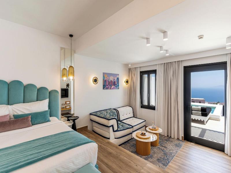 Cresanto Luxury Suites image