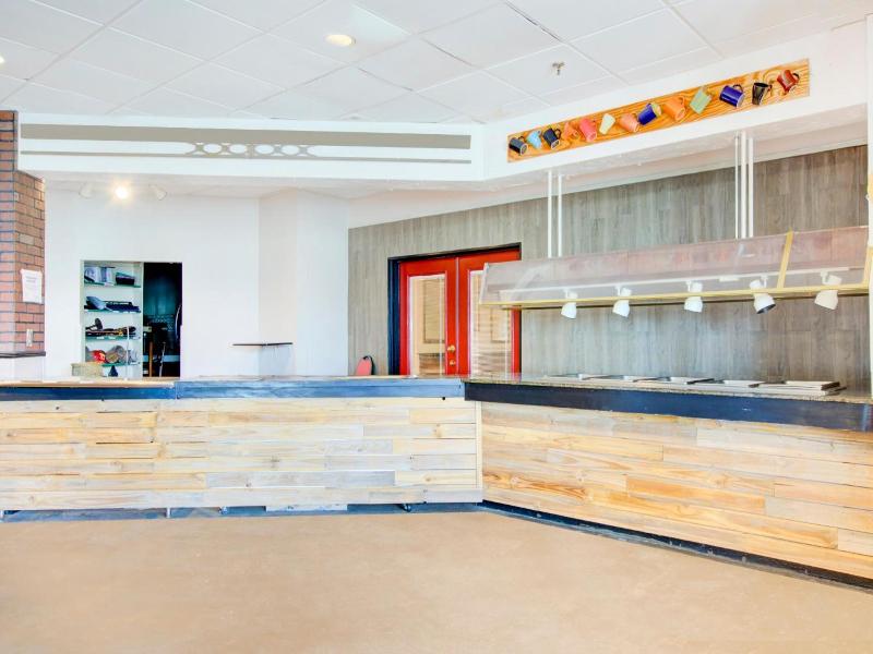 Oyo Hotel Dundee By Crystal Lake image