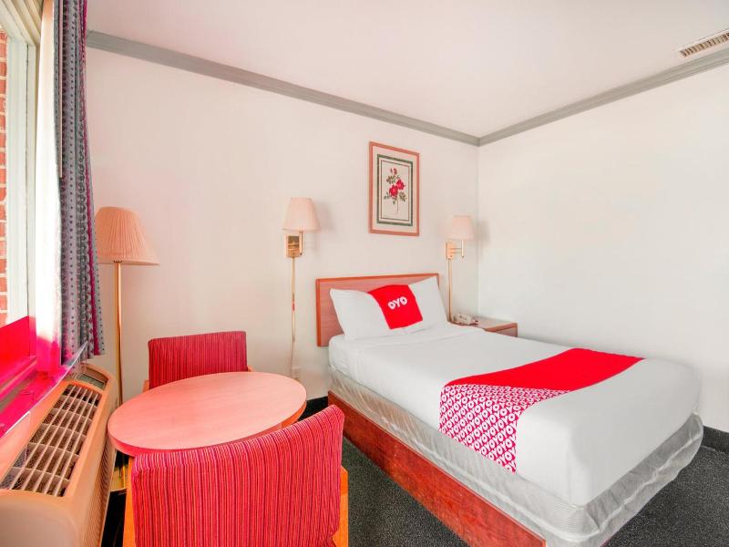 Oyo Hotel Durham West Hills image