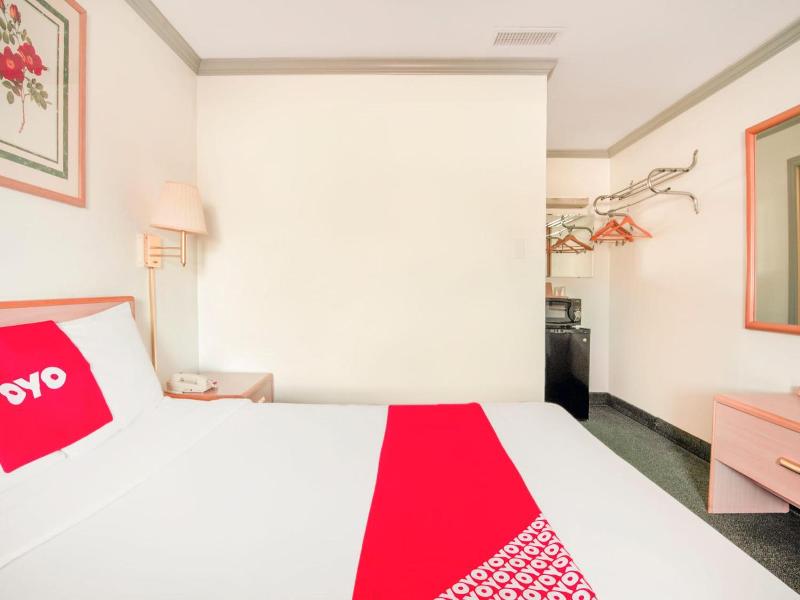 Oyo Hotel Durham West Hills image