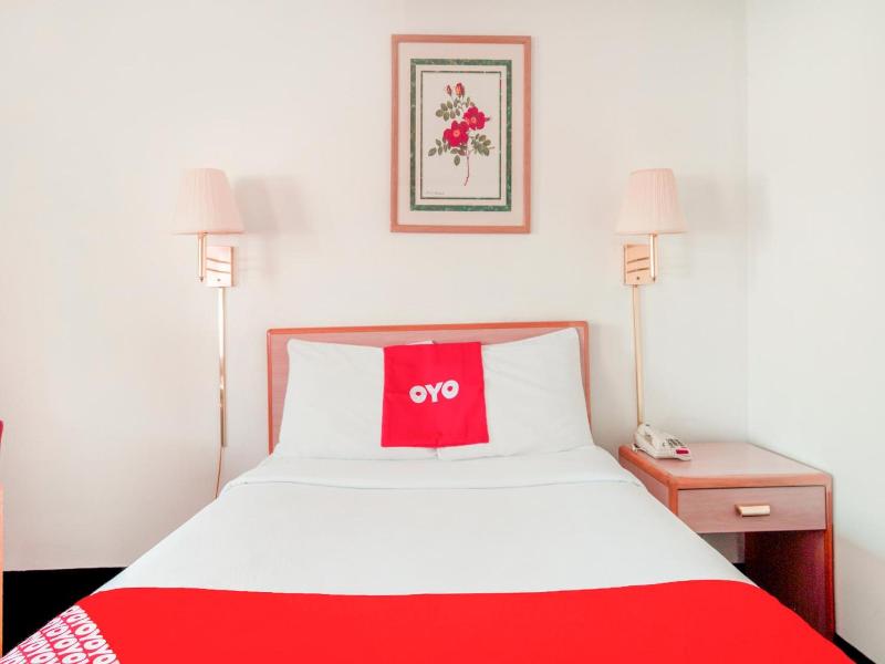 Oyo Hotel Durham West Hills image