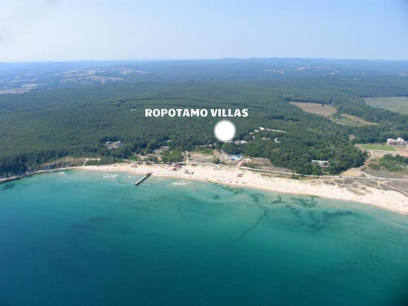 Villas Ropotamo image