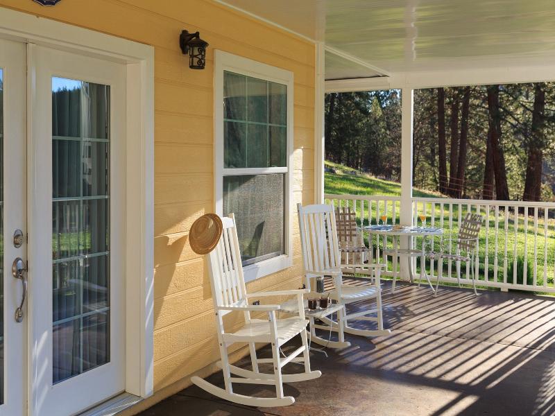 Blackberry Inn image