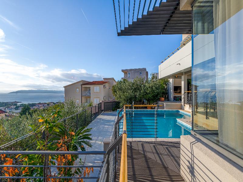 Spectrum Luxury Villas image