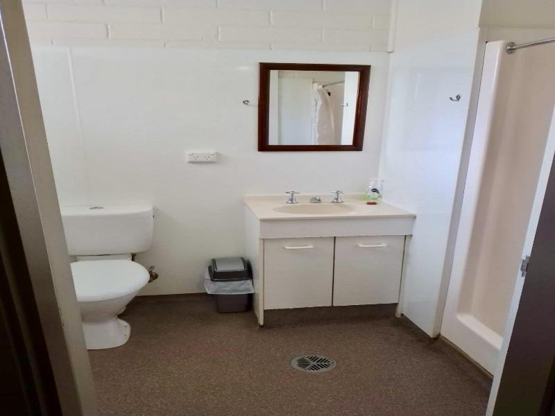Cootamundra Caravan Park image