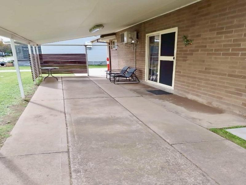 Cootamundra Caravan Park image