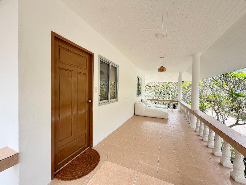 La Belle Villa - Koh Phangan image