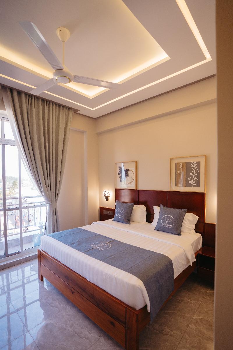 Elephanto Hotel image