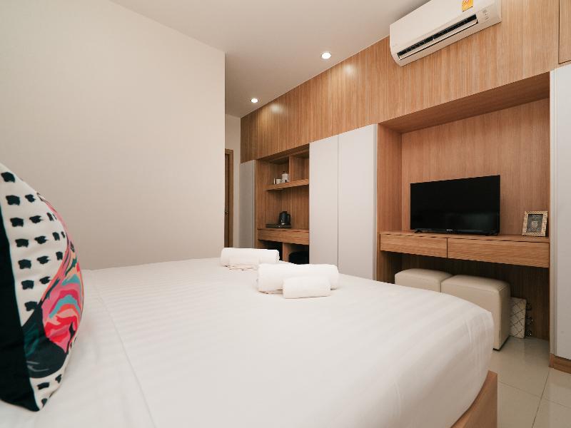 Love Rawai Hotel image