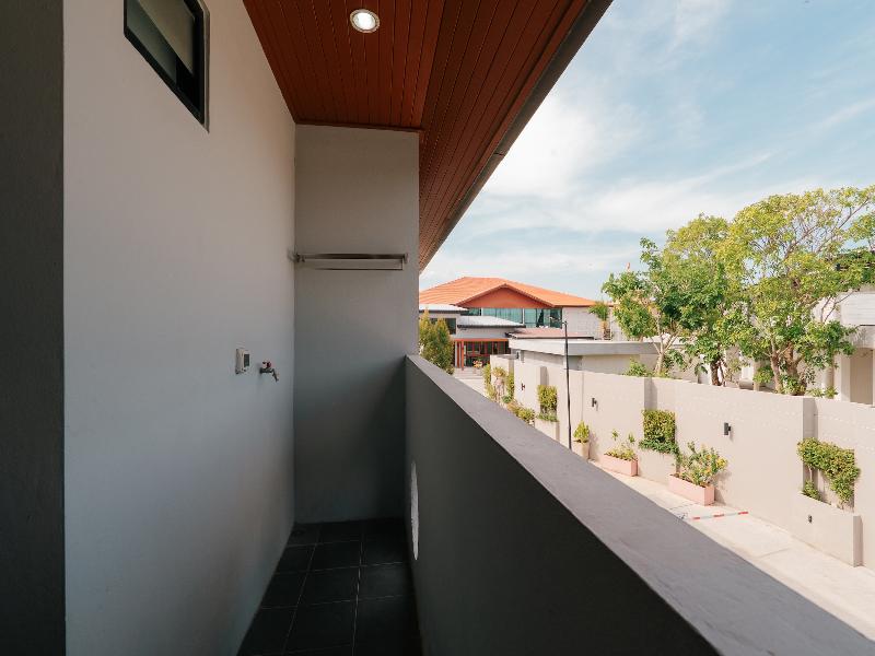 Love Rawai Hotel image