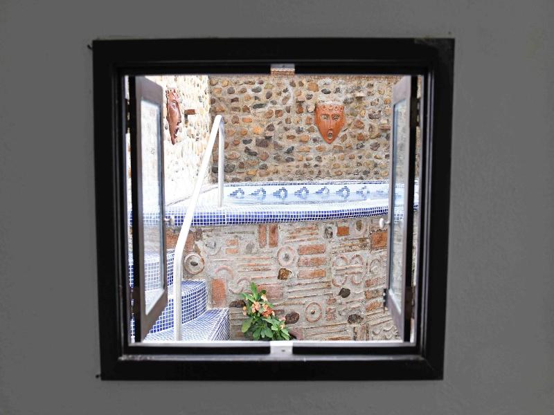 Petit Hotel Pilitas image