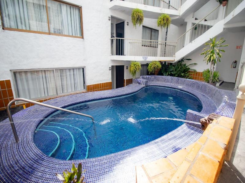 Petit Hotel Pilitas image