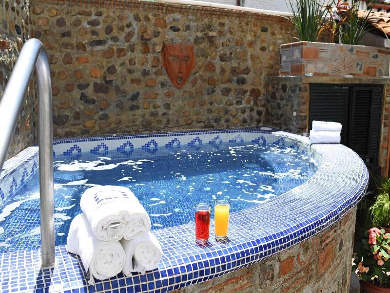 Petit Hotel Pilitas image