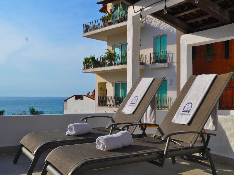 Petit Hotel Pilitas image