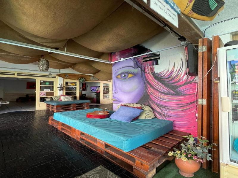 Oceanic Hostel