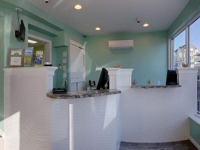 Madison Beach Motel image