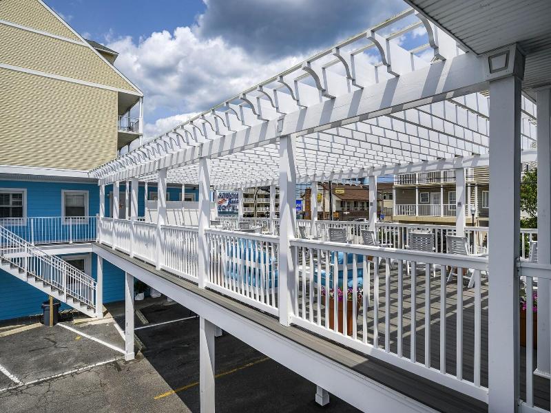 Madison Beach Motel image