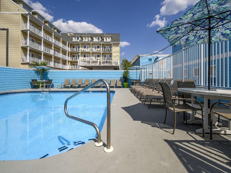 Madison Beach Motel image