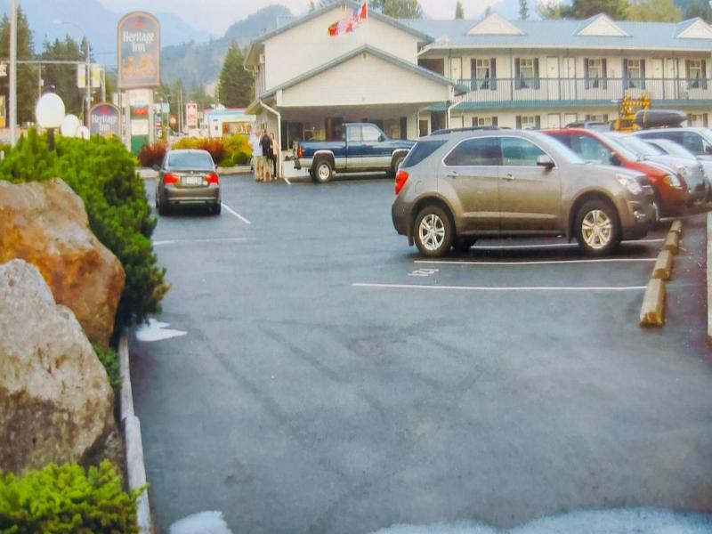 Heritage Inn