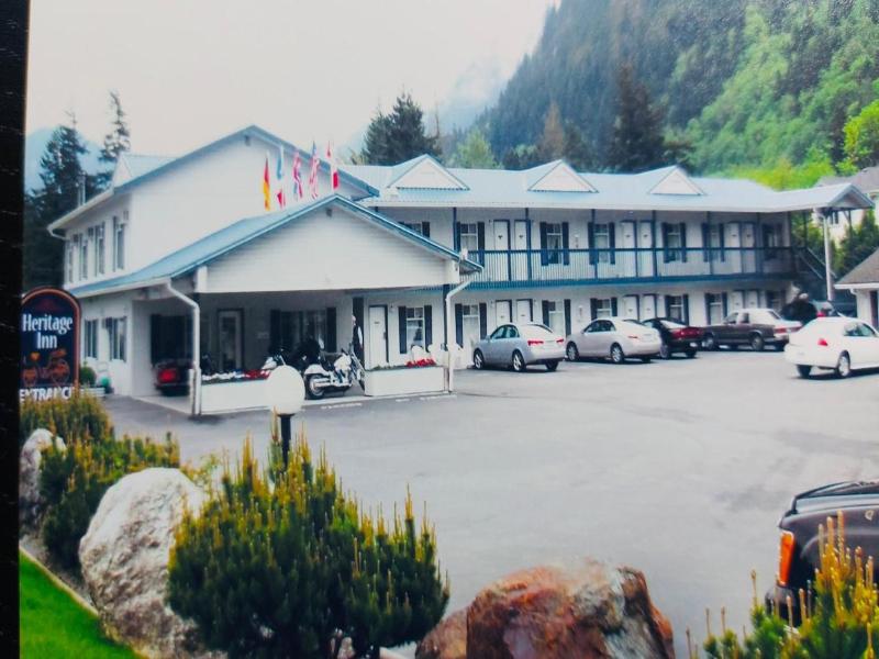 Heritage Inn