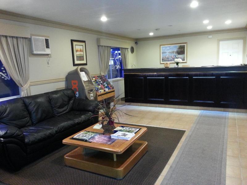 Heritage Inn