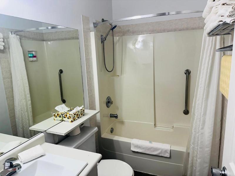 Heritage Inn