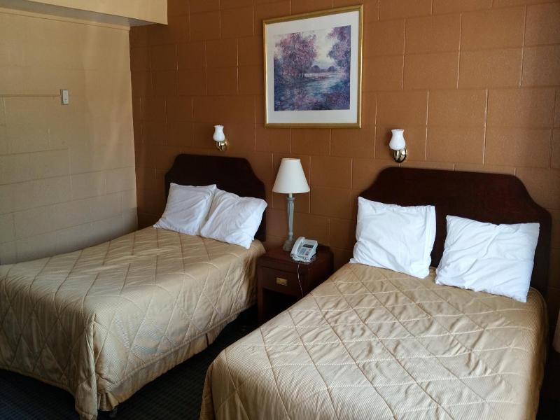 Riverview Motel — photo 30