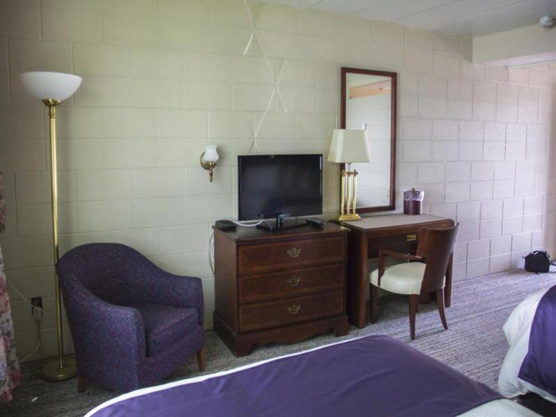 Riverview Motel — photo 37