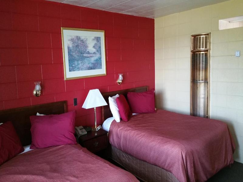 Riverview Motel — photo 39