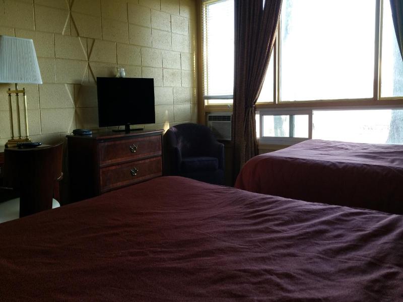 Riverview Motel — photo 35